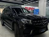 Mercedes-Benz GLS 500 2018 года за 41 000 000 тг. в Астана – фото 4