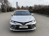 Toyota Camry 2019 годаfor14 200 000 тг. в Тараз – фото 3