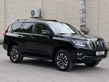 Toyota Land Cruiser Prado 2023 года за 27 500 000 тг. в Алматы – фото 3