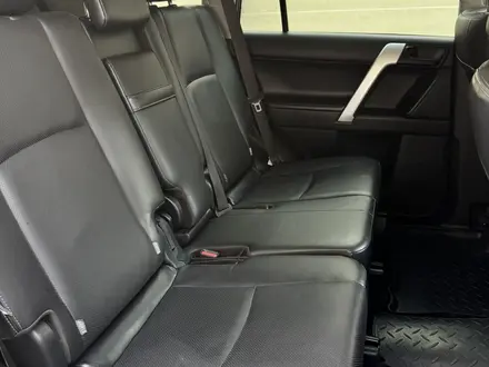 Toyota Land Cruiser Prado 2023 года за 27 500 000 тг. в Алматы – фото 29