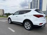 Hyundai Santa Fe 2017 годаүшін11 000 000 тг. в Талдыкорган – фото 4