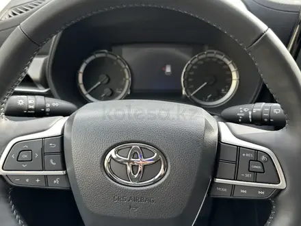 Toyota Highlander 2023 года за 27 500 000 тг. в Караганда – фото 32