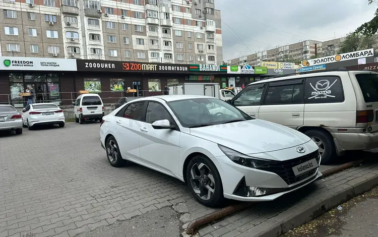 Hyundai Avante 2021 года за 9 600 000 тг. в Алматы