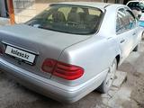 Mercedes-Benz E 230 1995 года за 1 700 000 тг. в Шымкент – фото 5