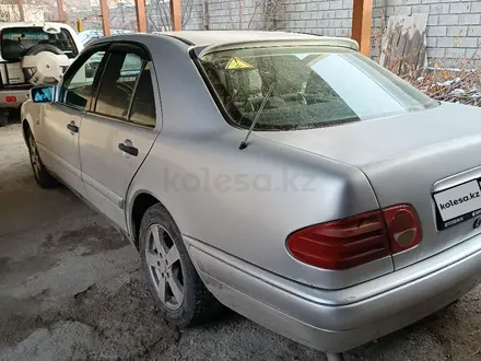 Mercedes-Benz E 230 1995 года за 1 700 000 тг. в Шымкент – фото 6