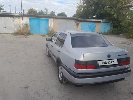 Volkswagen Vento 1997 года за 1 800 000 тг. в Караганда – фото 4