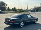 Mercedes-Benz E 320 2001 годаfor3 850 000 тг. в Алматы – фото 3