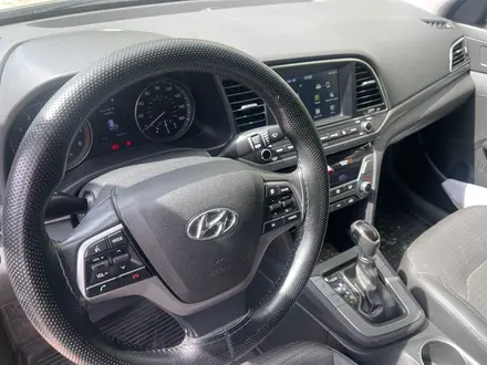 Hyundai Elantra 2016 года за 6 500 000 тг. в Шымкент – фото 10