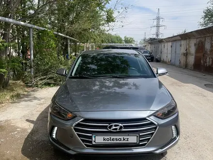 Hyundai Elantra 2016 года за 6 500 000 тг. в Шымкент – фото 2