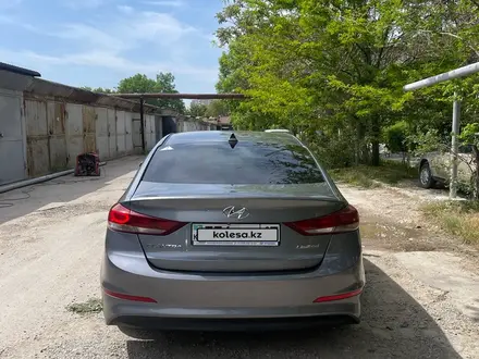 Hyundai Elantra 2016 года за 6 500 000 тг. в Шымкент – фото 4