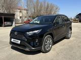 Toyota RAV4 2023 года за 22 000 000 тг. в Актобе