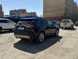 Toyota RAV4 2023 года за 18 300 000 тг. в Атырау – фото 5