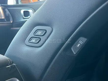 Kia Sorento Premium+ 3.5 2026 года за 25 490 000 тг. в Костанай – фото 41