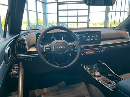 Kia Sorento Premium+ 3.5 2026 года за 25 490 000 тг. в Костанай – фото 12