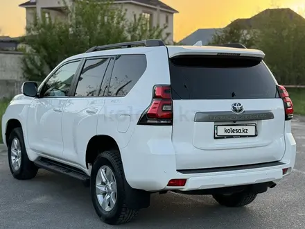 Toyota Land Cruiser Prado 2017 года за 19 700 000 тг. в Шымкент – фото 3