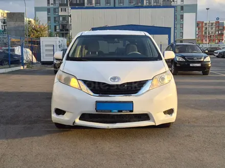 Toyota Sienna 2010 года за 8 390 000 тг. в Алматы – фото 2