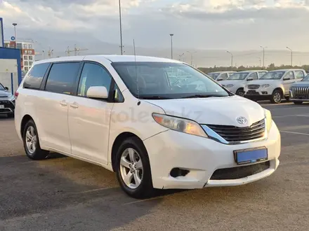 Toyota Sienna 2010 года за 8 390 000 тг. в Алматы – фото 3