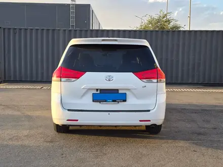 Toyota Sienna 2010 года за 8 390 000 тг. в Алматы – фото 6
