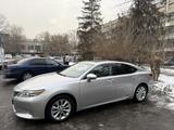 Lexus ES 300h 2013 года за 11 000 000 тг. в Алматы – фото 4