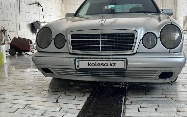 Mercedes-Benz E 230 1996 годаүшін2 400 000 тг. в Костанай