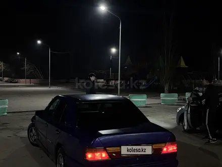 Mercedes-Benz E 200 1992 года за 1 000 000 тг. в Павлодар – фото 10