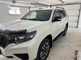 Toyota Land Cruiser Prado 2021 года за 35 500 000 тг. в Актобе – фото 3