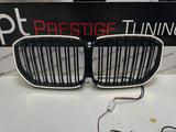 Решетка радиатора на BMW X5 (G05) 2018-22 дизайн LED (Черный цвет) за 35 000 тг. в Астана