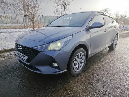 Hyundai Accent 2022 года за 7 500 000 тг. в Алматы – фото 2