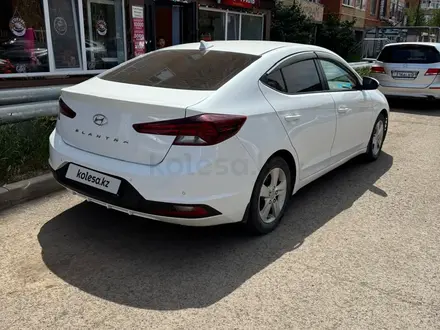 Hyundai Elantra 2020 года за 8 100 000 тг. в Астана – фото 3