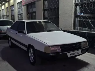Audi 100, 1989