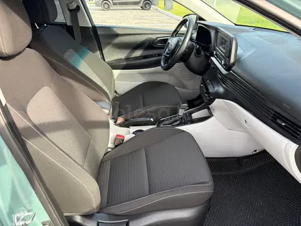 Hyundai i20 2023 года за 7 290 000 тг. в Кокшетау – фото 15