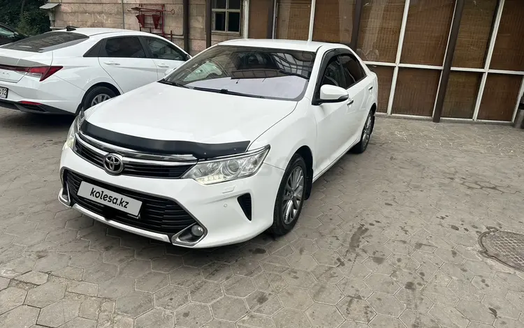 Toyota Camry 2015 года за 11 200 000 тг. в Алматы