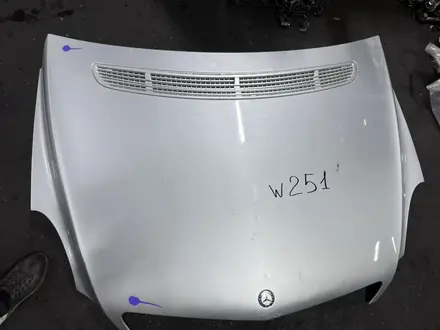 W251 R350 капот за 150 000 тг. в Алматы