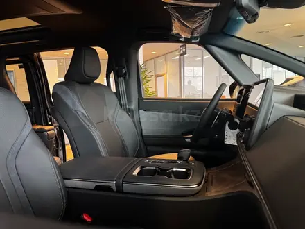 Lexus LM Business+ 2025 года за 78 390 000 тг. в Алматы – фото 16