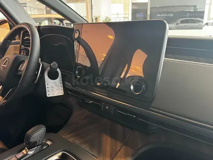 Lexus LM Business+ 2025 года за 78 390 000 тг. в Алматы – фото 20