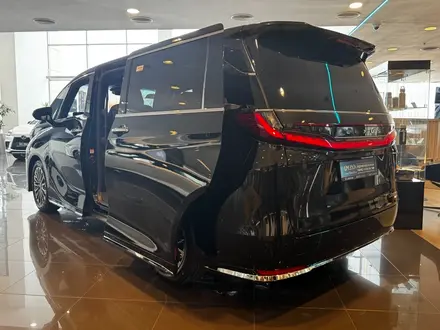 Lexus LM Business+ 2025 года за 78 390 000 тг. в Алматы – фото 10