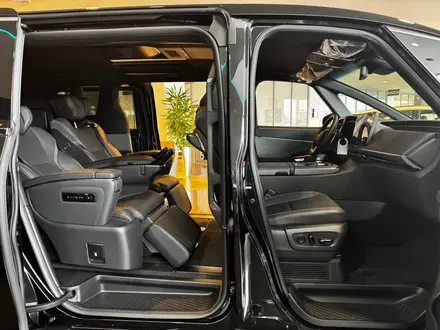 Lexus LM Business+ 2025 года за 78 390 000 тг. в Алматы – фото 13