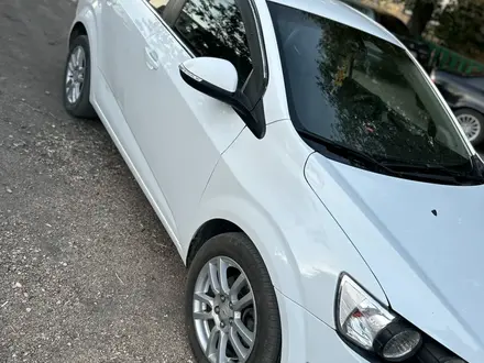 Chevrolet Aveo 2014 года за 4 000 000 тг. в Караганда – фото 6