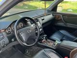 Mercedes-Benz E 280 2001 годаүшін4 999 999 тг. в Астана – фото 5