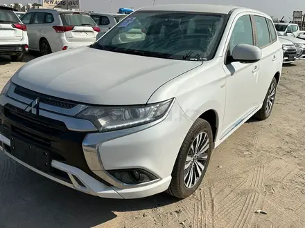 Mitsubishi Outlander 2022 года за 11 500 000 тг. в Караганда