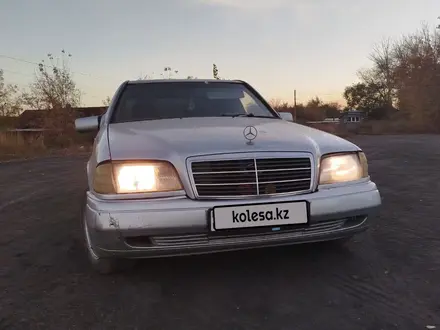 Mercedes-Benz C 180 1995 года за 2 100 000 тг. в Караганда – фото 5