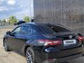 Toyota Camry 2023 года за 17 300 000 тг. в Атырау – фото 3