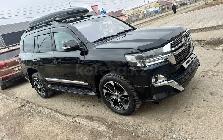 Toyota Land Cruiser 2013 года за 28 000 000 тг. в Атырау