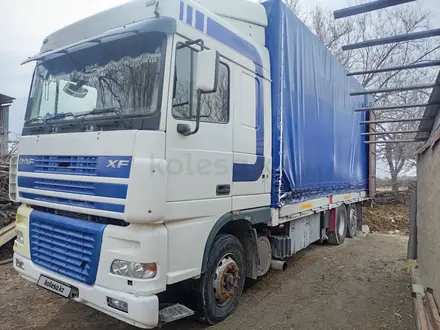 DAF  XF 95 2001 года за 16 500 000 тг. в Жаркент – фото 2
