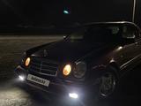 Mercedes-Benz E 200 1998 года за 3 850 000 тг. в Кокшетау – фото 2