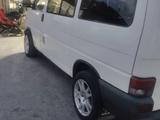 Volkswagen Transporter 1997 года за 2 800 000 тг. в Алматы – фото 4