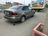 Volkswagen Polo 2015 года за 3 350 000 тг. в Атырау – фото 4