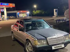 Mercedes-Benz 190, 1992