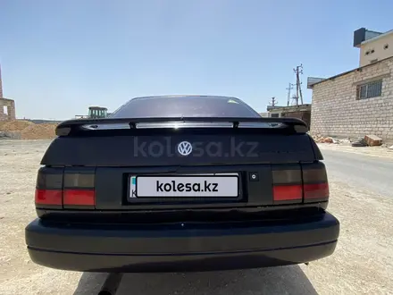 Volkswagen Passat 1991 года за 600 000 тг. в Актау – фото 4