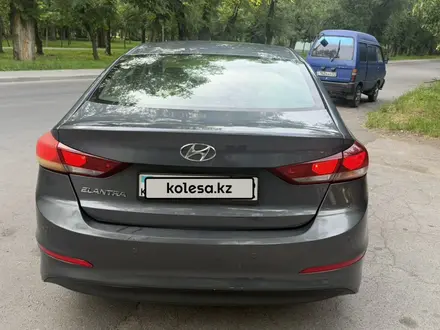 Hyundai Elantra 2018 года за 6 600 000 тг. в Алматы – фото 6